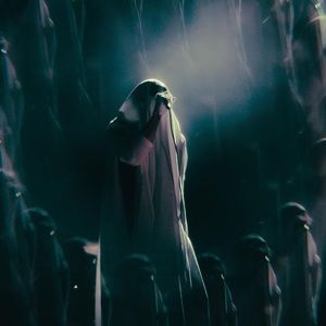 Meet your Posher, Chloe